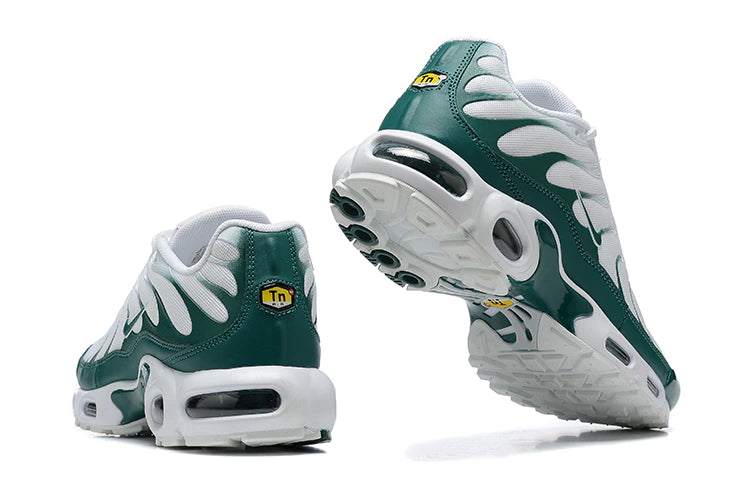 Air Max Plus TN 1 x Lacoste